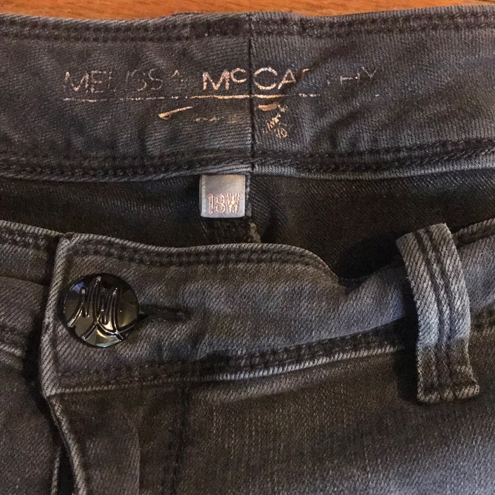 Faded grey skinny, stretchy jeans